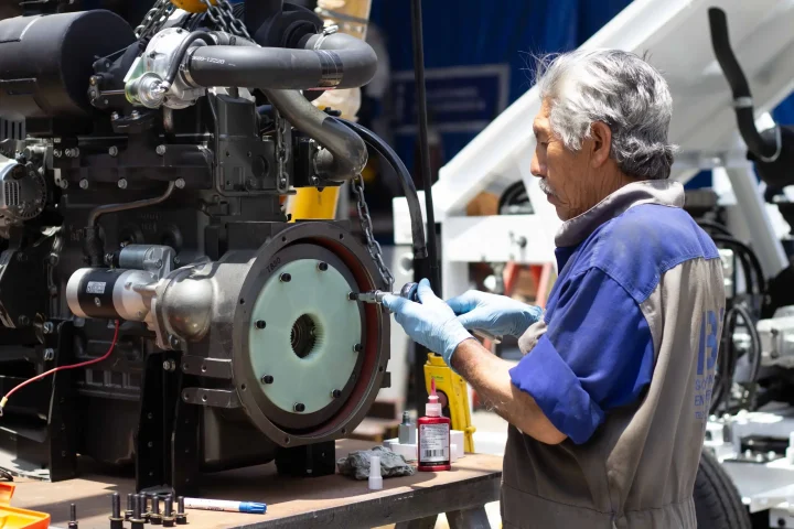 NOSOTROS IMAGEN SLIDE 2